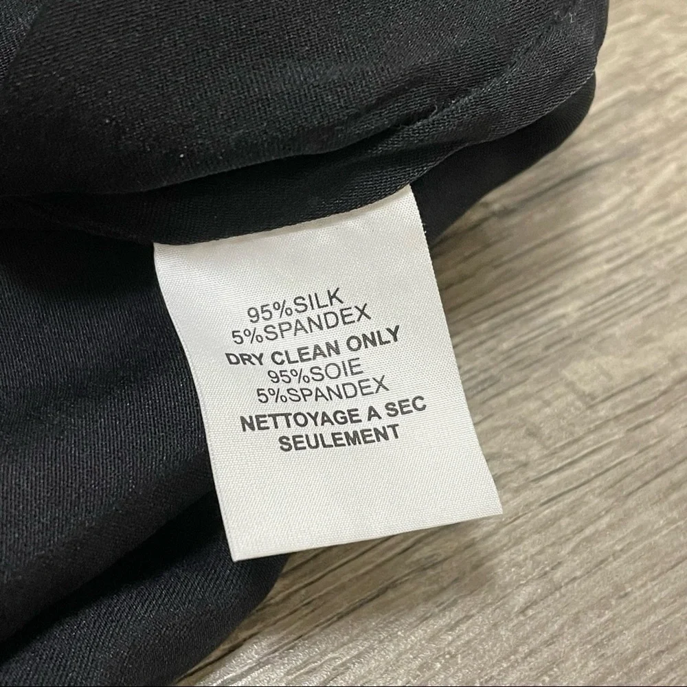Trina Turk Silk Tank Top Blouse Button Back Sleeveless Black Sz Small.